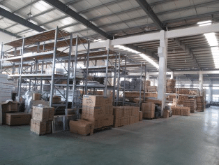 Manufacturing process of the stainless steel sink